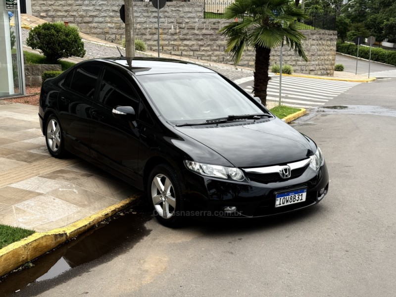 CIVIC 1.8 LXL 16V FLEX 4P AUTOMÁTICO - 2010 - FARROUPILHA