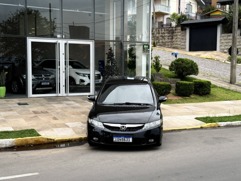 CIVIC 1.8 LXL 16V FLEX 4P AUTOMÁTICO - 2010 - FARROUPILHA