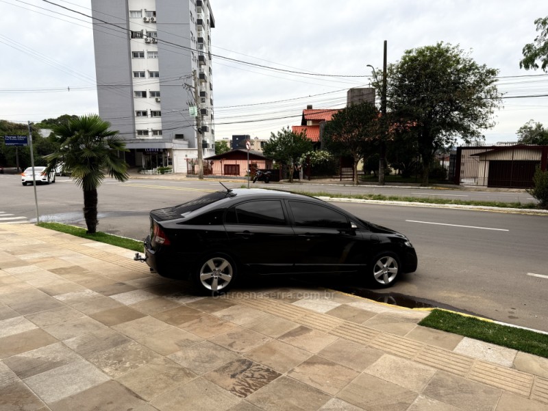 CIVIC 1.8 LXL 16V FLEX 4P AUTOMÁTICO - 2010 - FARROUPILHA