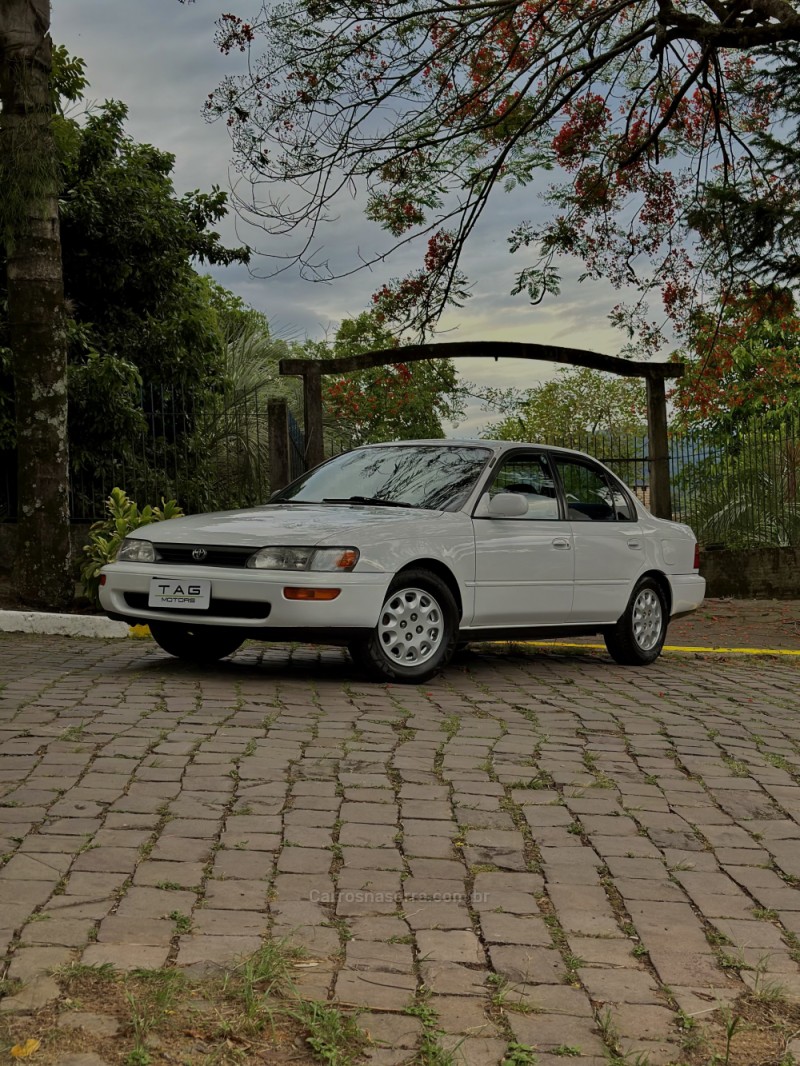 corolla 1.8 le 16v gasolina 4p automatico 1994 campo bom