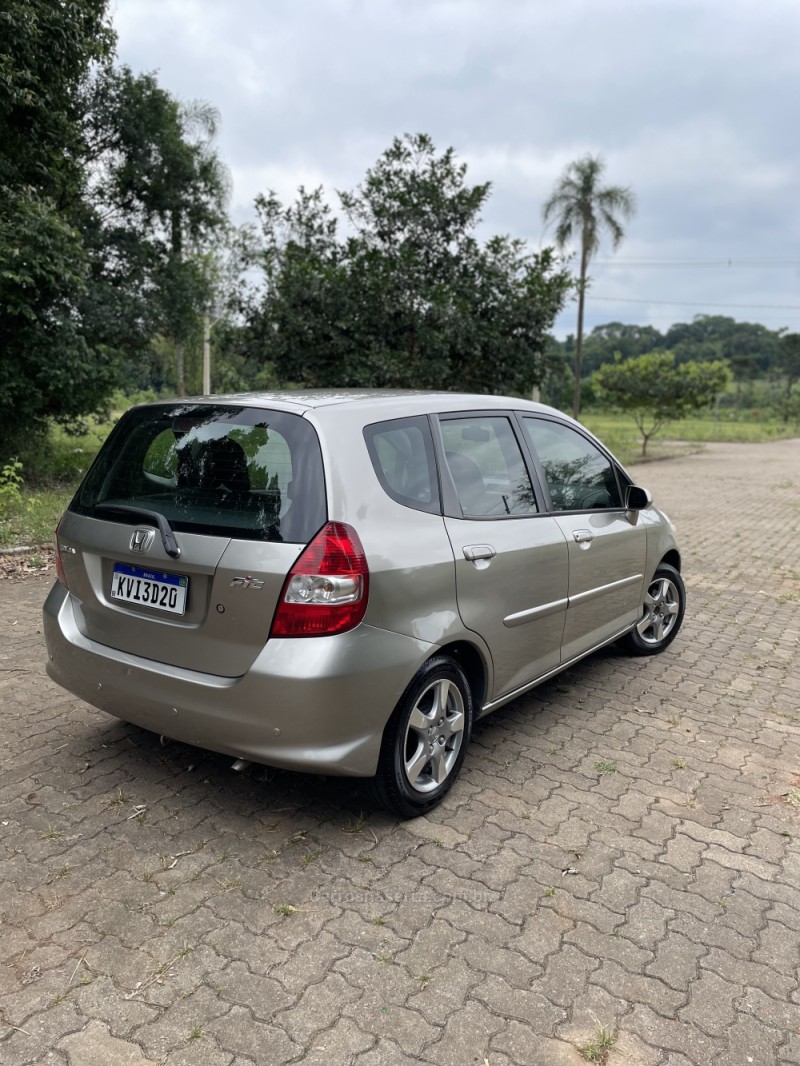 FIT 1.4 LXL 8V GASOLINA 4P AUTOMÁTICO - 2008 - ARROIO DO MEIO