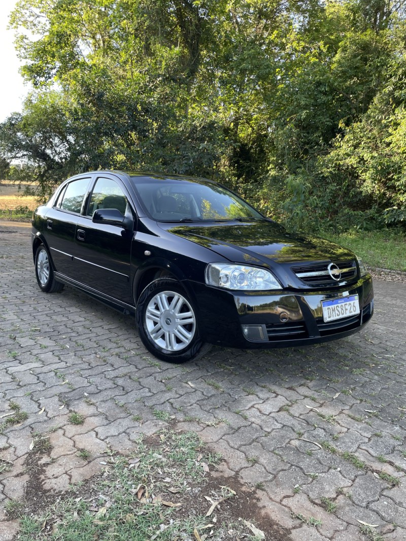 ASTRA 2.0 MPFI CD 8V GASOLINA 4P MANUAL - 2004 - ARROIO DO MEIO