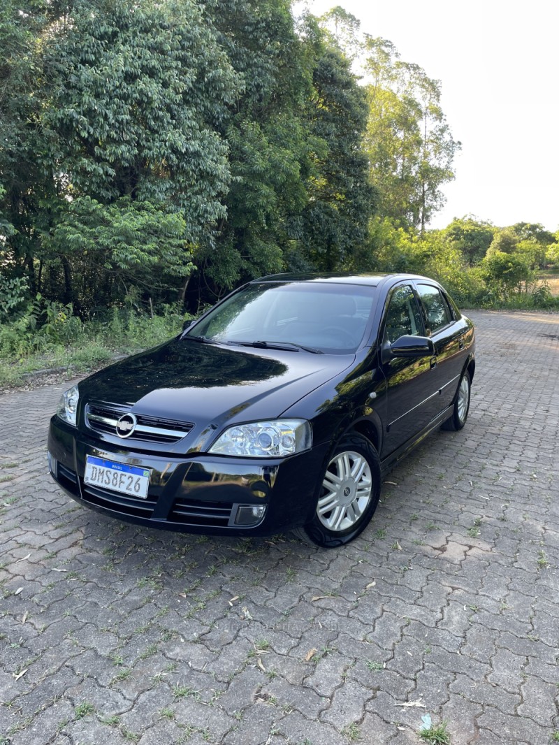 ASTRA 2.0 MPFI CD 8V GASOLINA 4P MANUAL - 2004 - ARROIO DO MEIO