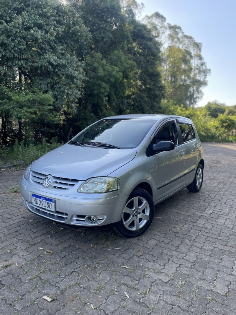 FOX 1.0 MI PLUS 8V FLEX 4P MANUAL - 2005 - ARROIO DO MEIO