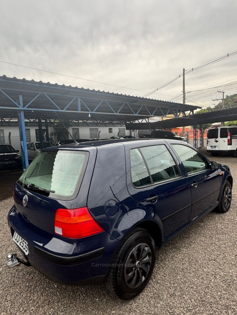 GOLF 1.6 MI 8V GASOLINA 4P MANUAL - 2000 - IGREJINHA