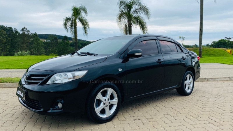 COROLLA 2.0 XEI 16V FLEX 4P AUTOMÁTICO - 2013 - DOIS IRMãOS