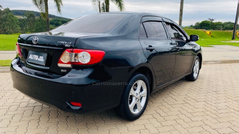 COROLLA 2.0 XEI 16V FLEX 4P AUTOMÁTICO - 2013 - DOIS IRMãOS