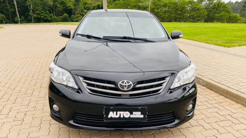 COROLLA 2.0 XEI 16V FLEX 4P AUTOMÁTICO - 2013 - DOIS IRMãOS