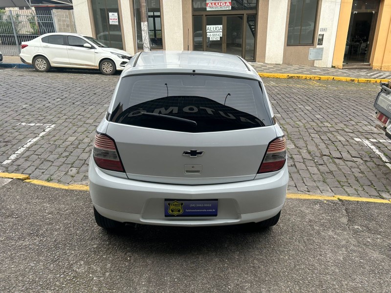 AGILE 1.4 MPFI LTZ 8V FLEX 4P MANUAL - 2011 - GARIBALDI