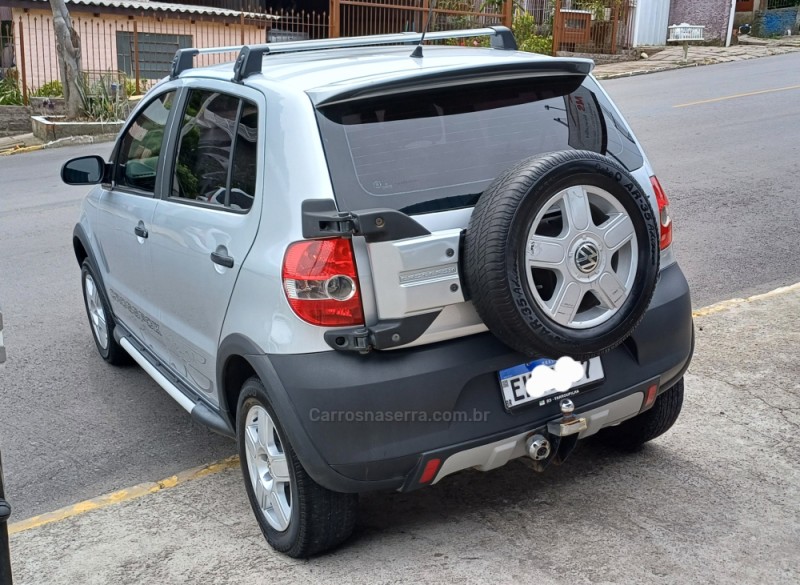 CROSSFOX 1.6 MI FLEX 8V 4P MANUAL - 2010 - FARROUPILHA