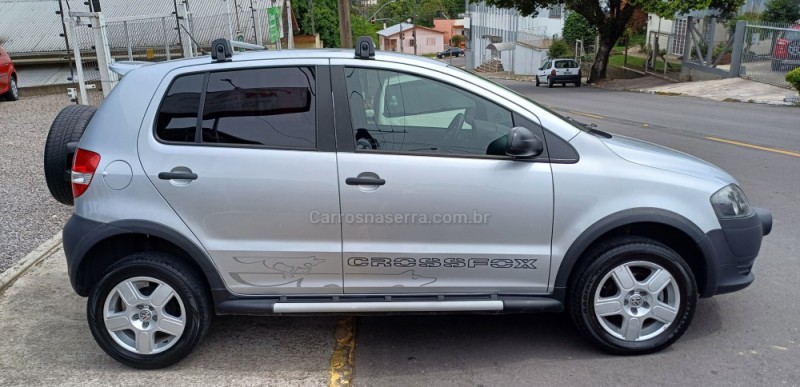 CROSSFOX 1.6 MI FLEX 8V 4P MANUAL - 2010 - FARROUPILHA