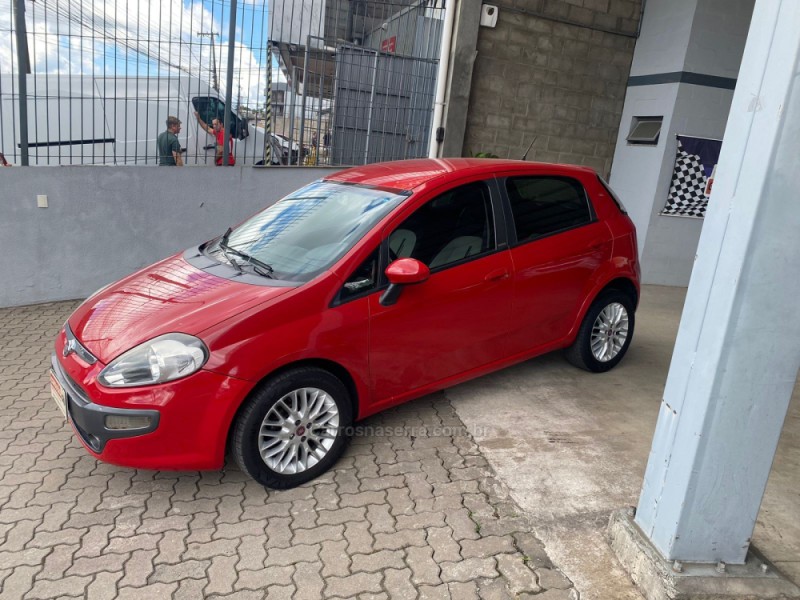 PUNTO 1.6 ESSENCE 16V FLEX 4P MANUAL - 2014 - CAXIAS DO SUL