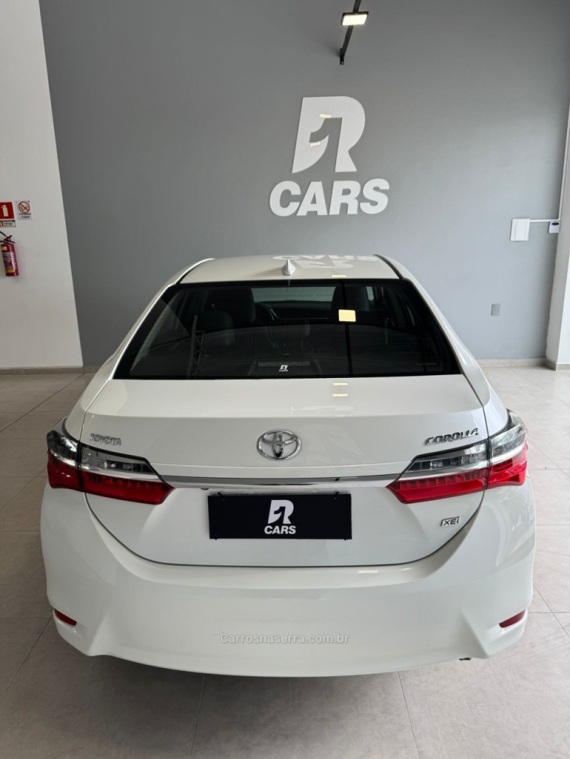 COROLLA 2.0 XEI 16V FLEX 4P AUTOMÁTICO - 2019 - LAJEADO