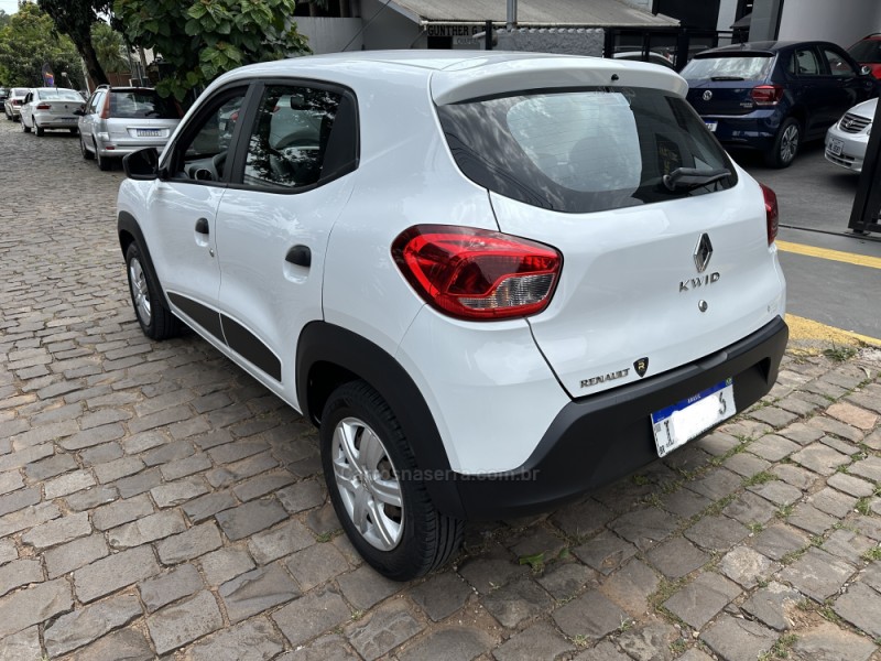 KWID 1.0 12V SCE FLEX ZEN MANUAL - 2020 - LAJEADO