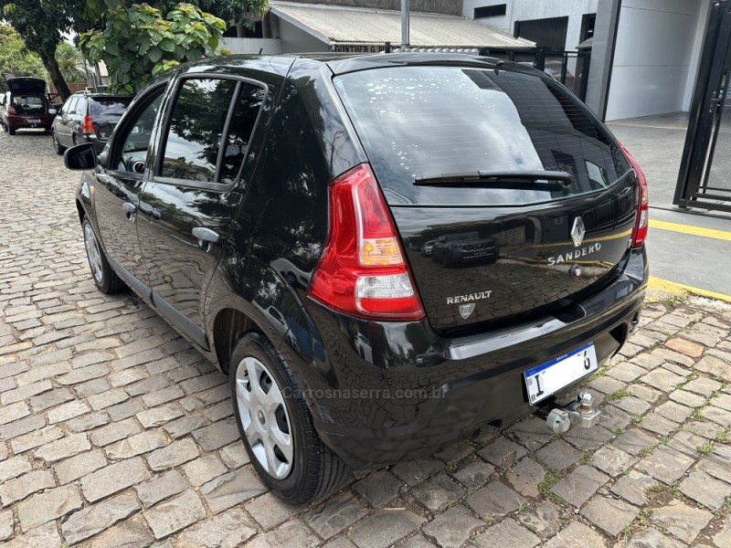 SANDERO 1.6 EXPRESSION 16V FLEX 4P MANUAL - 2012 - LAJEADO