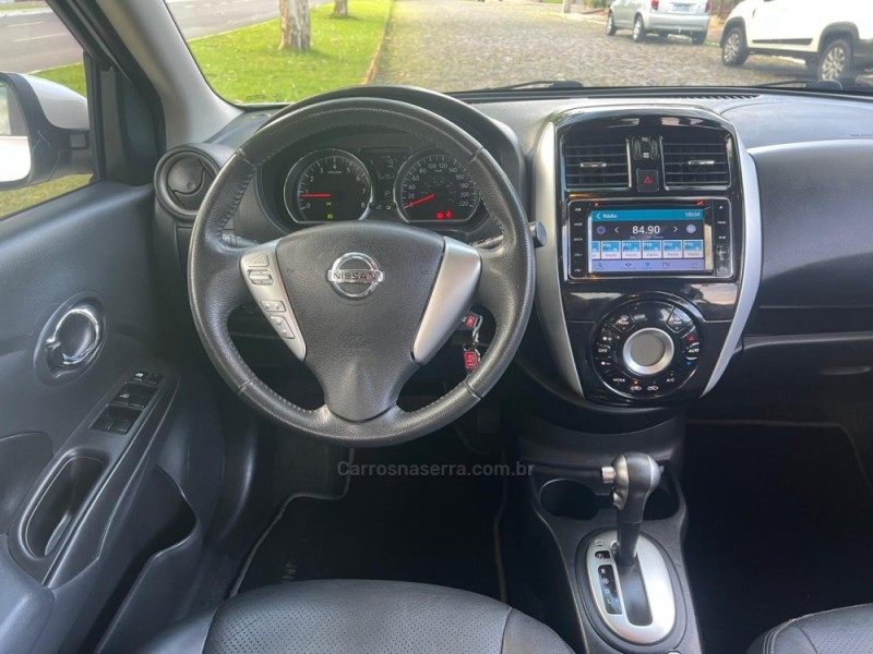 VERSA 1.6 16V FLEX UNIQUE 4P XTRONIC - 2017 - DOIS IRMãOS