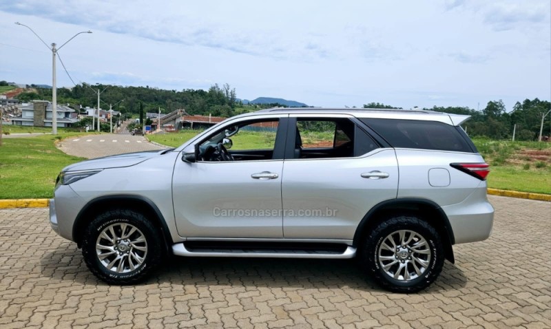 HILUX SW4 2.8 SRX 4X4 16V TURBO INTERCOOLER DIESEL 4P AUTOMÁTICO - 2021 - LAJEADO