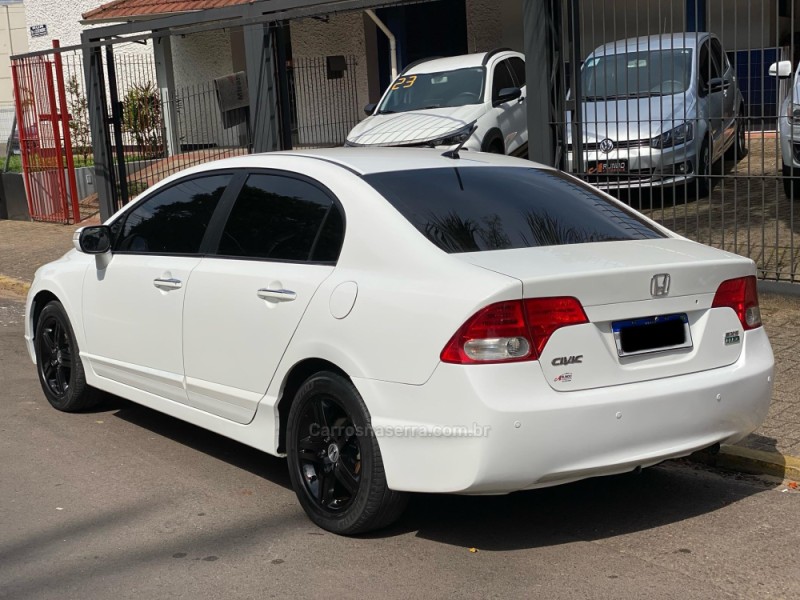 CIVIC 1.8 EXS 16V FLEX 4P AUTOMÁTICO - 2008 - PAROBé