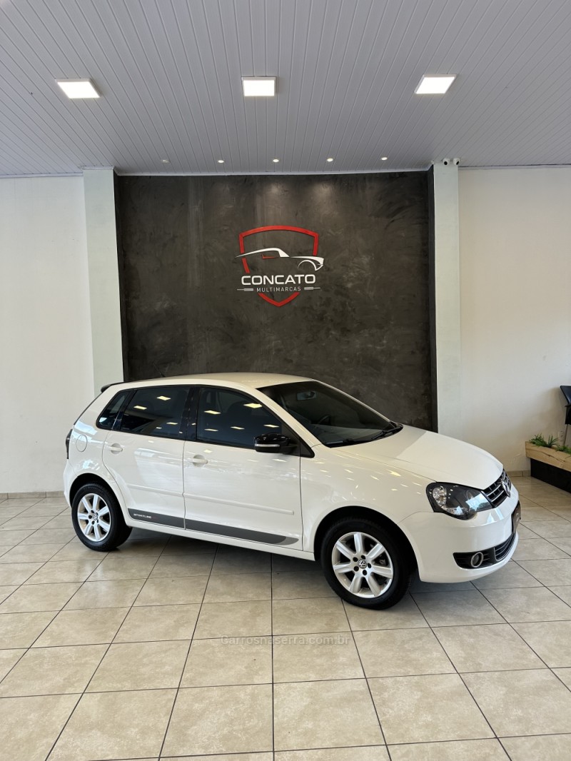 POLO 1.6 MI SPORTLINE 8V FLEX 4P MANUAL - 2012 - FARROUPILHA