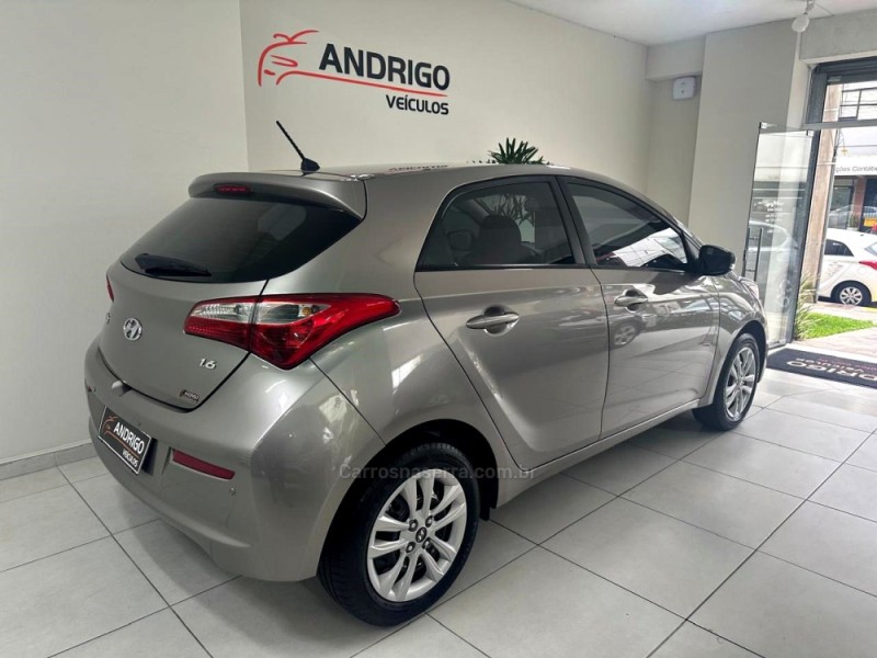 HB20 1.6 COMFORT PLUS 16V FLEX 4P MANUAL - 2018 - CAXIAS DO SUL