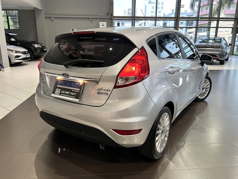 FIESTA 1.6 TITANIUM PLUS HATCH 16V FLEX 4P AUTOMÁTICO - 2016 - FARROUPILHA