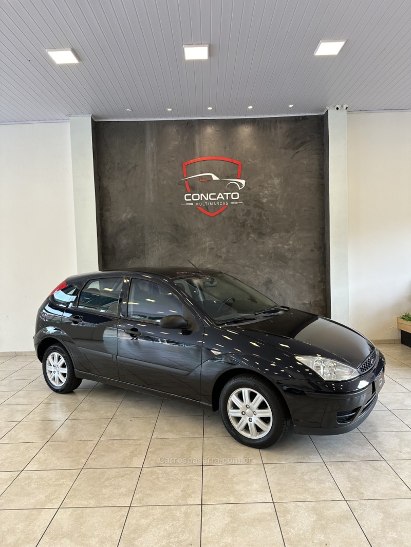 FOCUS 1.6 GL 8V FLEX 4P MANUAL - 2009 - FARROUPILHA