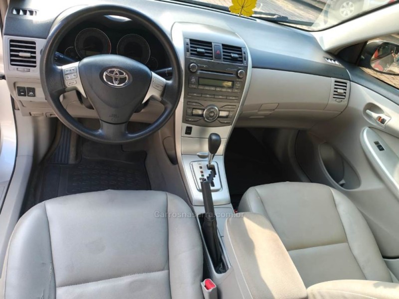 COROLLA 1.8 GLI 16V FLEX 4P AUTOMÁTICO - 2012 - GUAPORé