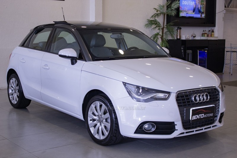 A1 1.4 TFSI SPORTBACK ATTRACTION 16V 122CV GASOLINA 4P S-TRONIC - 2013 - BENTO GONçALVES