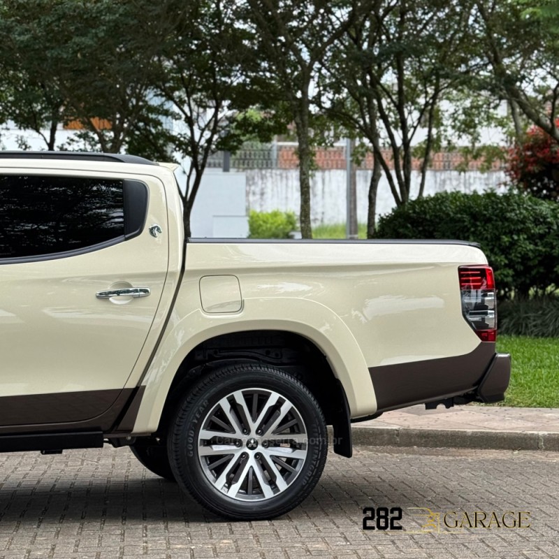 L200 TRITON  - 2025 - FARROUPILHA