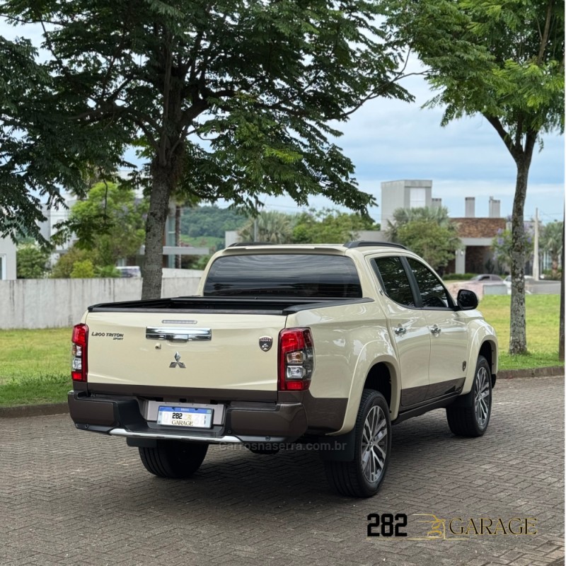 L200 TRITON  - 2025 - FARROUPILHA