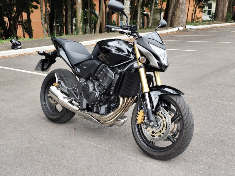 CB 600F HORNET