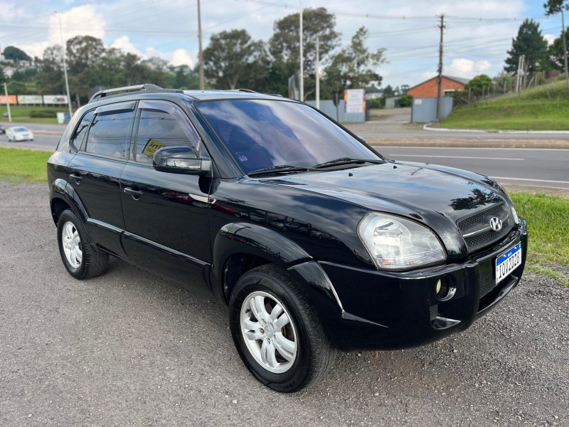 TUCSON 2.0 MPFI GL 16V 142CV 2WD GASOLINA 4P AUTOMÁTICO - 2008 - FARROUPILHA