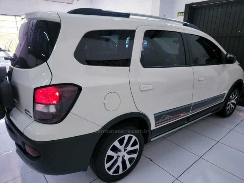 SPIN 1.8 ACTIV 8V FLEX 4P MANUAL - 2015 - CAMPO BOM