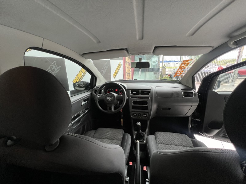 FOX 1.6 MI 8V FLEX 4P MANUAL - 2014 - PORTãO