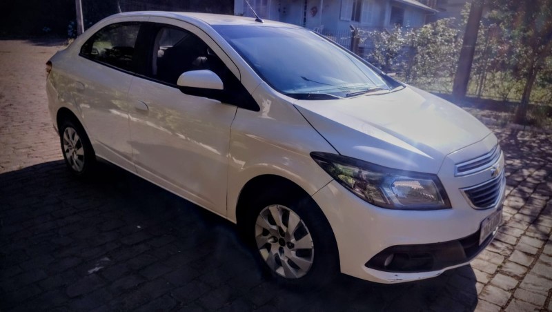 PRISMA 1.4 MPFI LT 8V FLEX 4P MANUAL - 2013 - FARROUPILHA