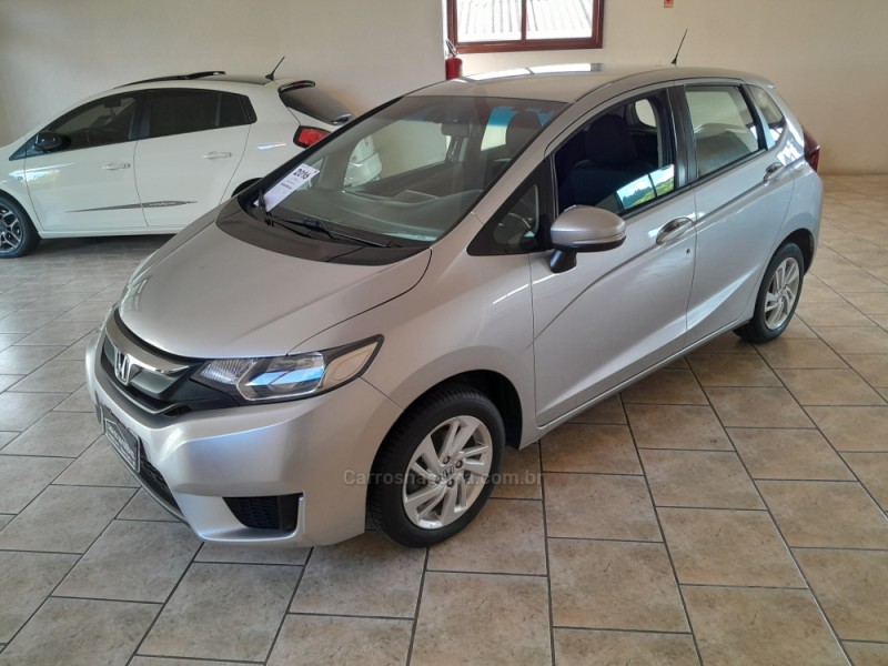 fit 1.4 lx 16v flex 4p automatico 2016 nova prata