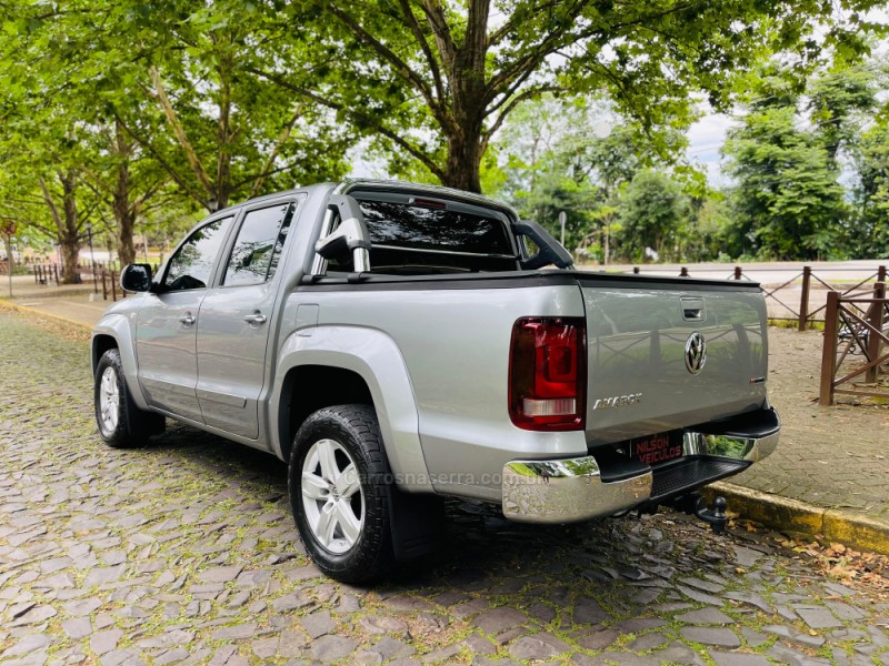 AMAROK 2.0 HIGHLINE 4X4 CD 16V TURBO INTERCOOLER DIESEL 4P AUTOMÁTICO - 2022 - NOVO HAMBURGO