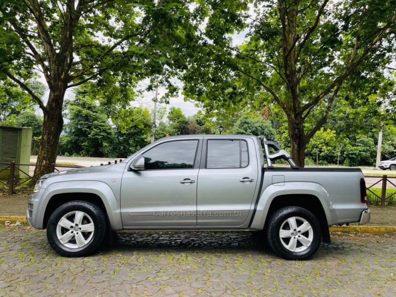 AMAROK 2.0 HIGHLINE 4X4 CD 16V TURBO INTERCOOLER DIESEL 4P AUTOMÁTICO - 2022 - NOVO HAMBURGO