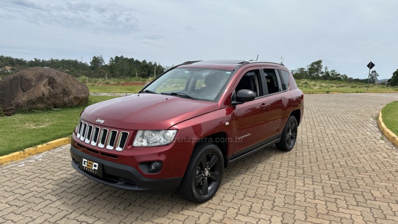 COMPASS 2.0 SPORT 4X2 16V GASOLINA 4P AUTOMÁTICO - 2013 - LAJEADO