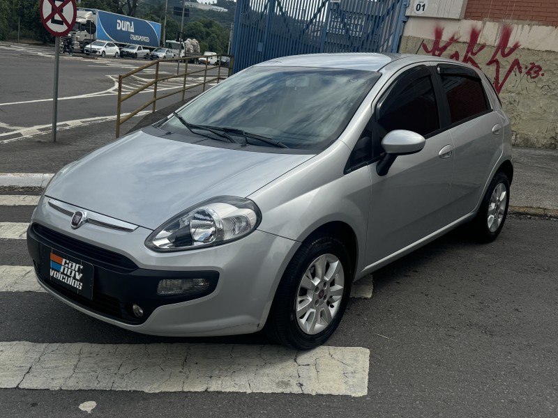 PUNTO 1.4 ATTRACTIVE 8V FLEX 4P MANUAL - 2013 - CAXIAS DO SUL