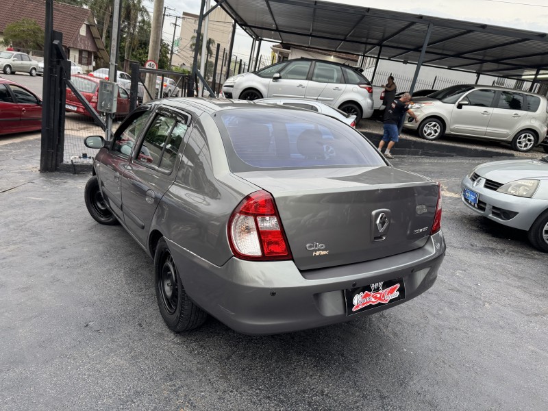 CLIO 1.0 AUTHENTIQUE SEDAN 16V FLEX 4P MANUAL - 2007 - CAXIAS DO SUL