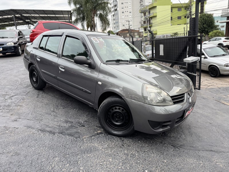 CLIO 1.0 AUTHENTIQUE SEDAN 16V FLEX 4P MANUAL - 2007 - CAXIAS DO SUL