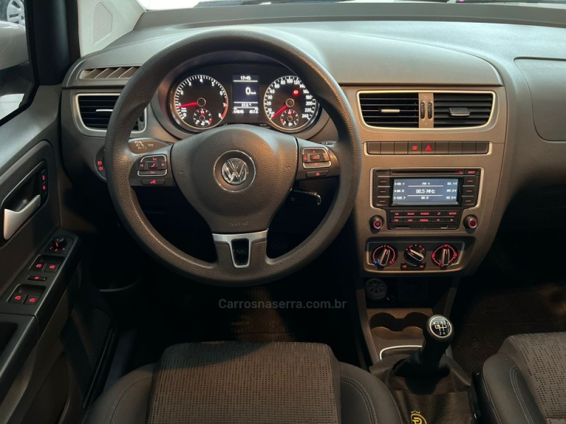 FOX 1.6 MI ITREND 8V FLEX 4P MANUAL - 2014 - CAXIAS DO SUL