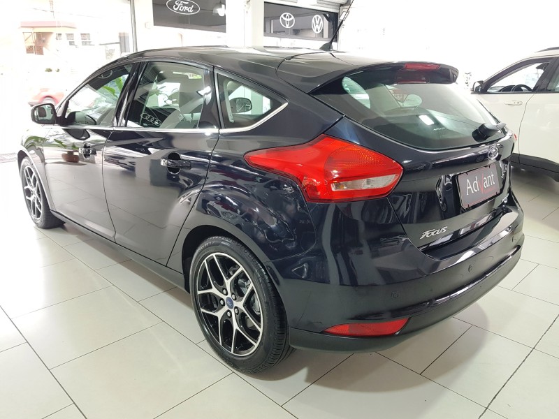 FOCUS 2.0 TITANIUM 16V FLEX 4P AUTOMÁTICO - 2016 - CAXIAS DO SUL