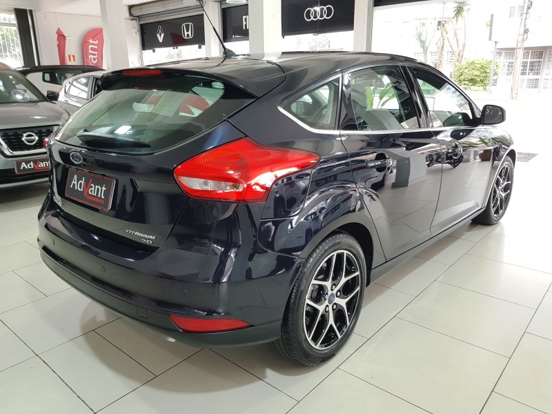 FOCUS 2.0 TITANIUM 16V FLEX 4P AUTOMÁTICO - 2016 - CAXIAS DO SUL