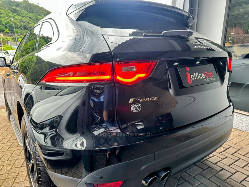 F-PACE 2.0 16V TURBO DIESEL PRESTIGE AWD 4P AUTOMÁTICO - 2017 - TRêS COROAS