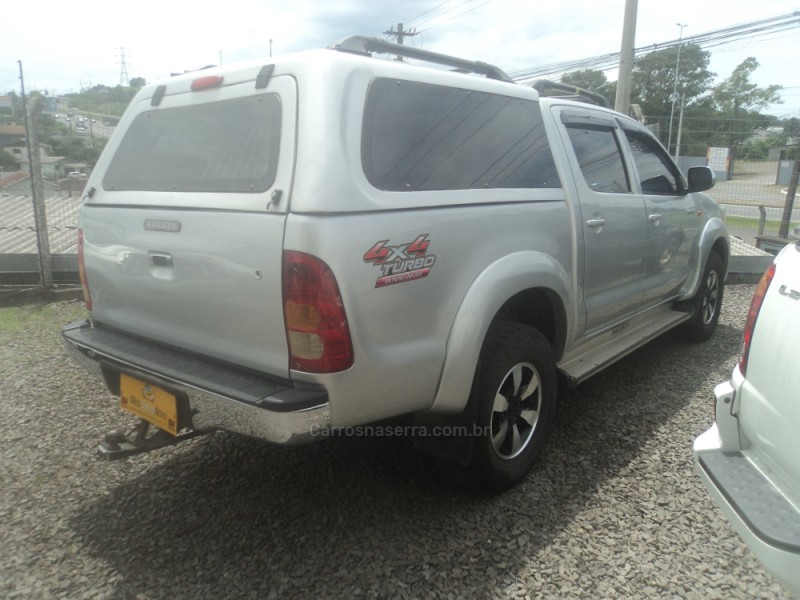 HILUX 2.5 4X4 CD 16V TURBO DIESEL 4P MANUAL - 2012 - FARROUPILHA