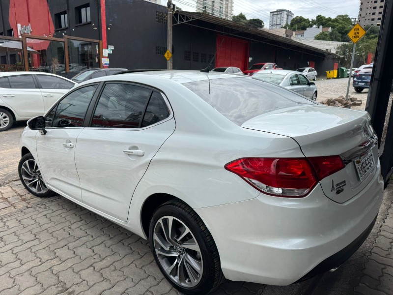 C4 LOUNGE 1.6 EXCLUSIVE 16V TURBO GASOLINA 4P AUTOMÁTICO - 2018 - CAXIAS DO SUL