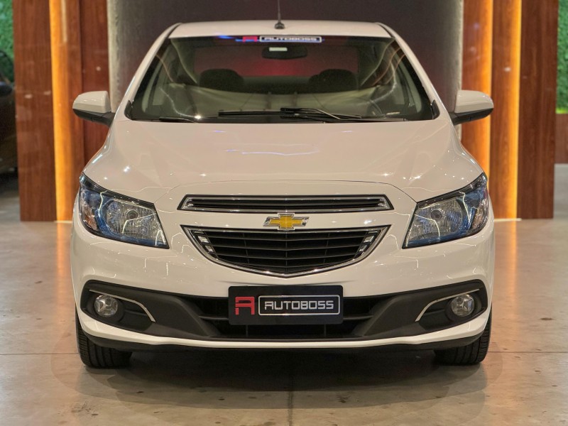 PRISMA 1.4 MPFI LTZ 8V FLEX 4P MANUAL - 2015 - NOVO HAMBURGO