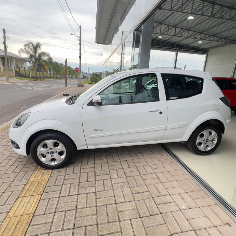 KA 1.0 MPI CLASS 8V FLEX 2P MANUAL - 2013 - FELIZ